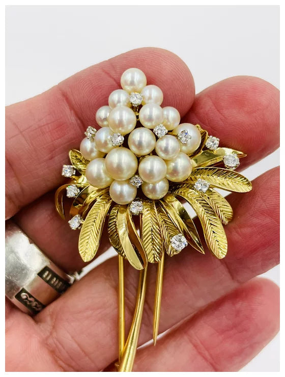 1960's Tiffany & Co. 18k yellow gold Pearl Diamond brooch Pin