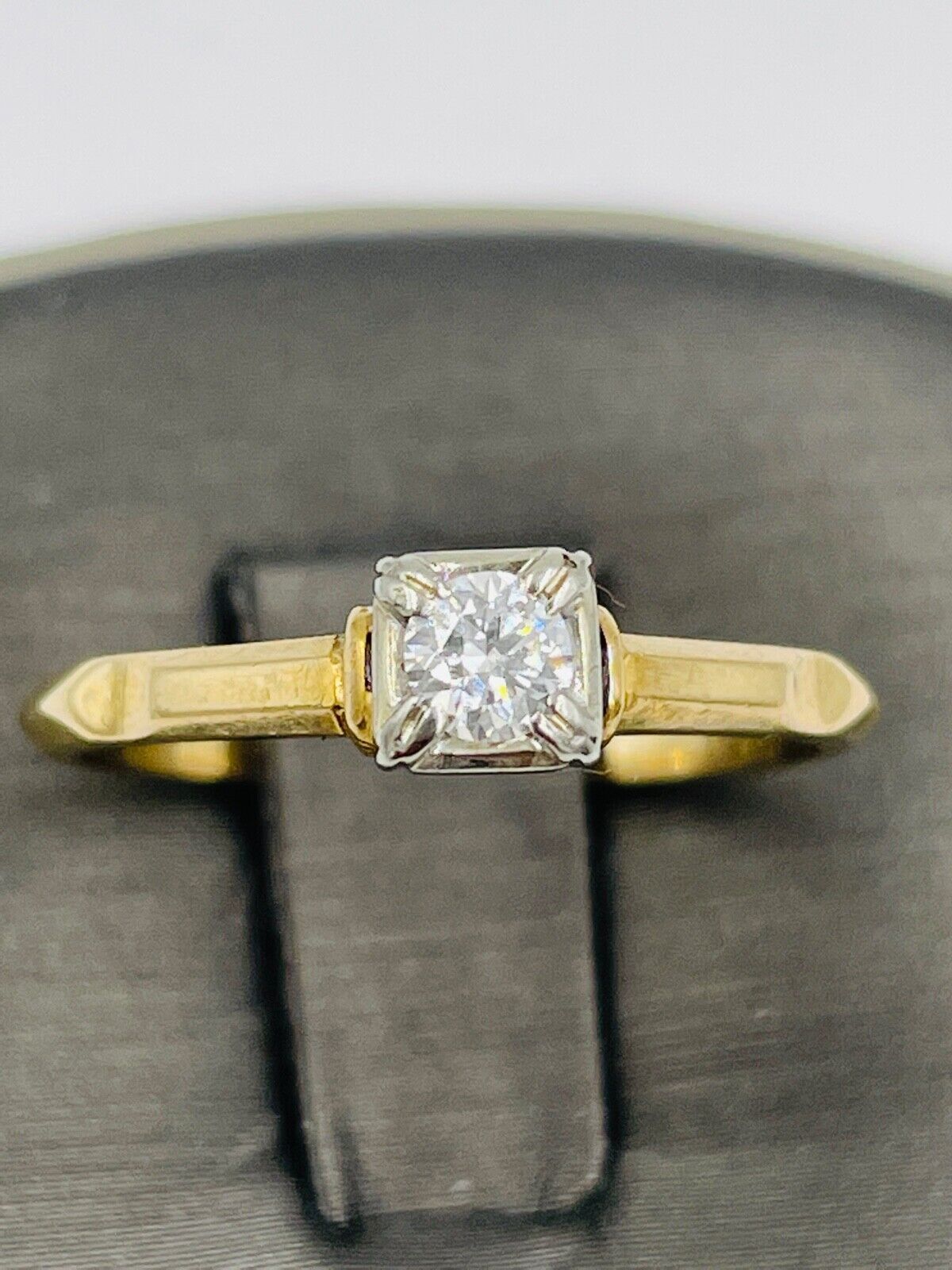 Antique 14k Yellow gold .15ct VS Diamond Ring Hallmarked Orange Blossom