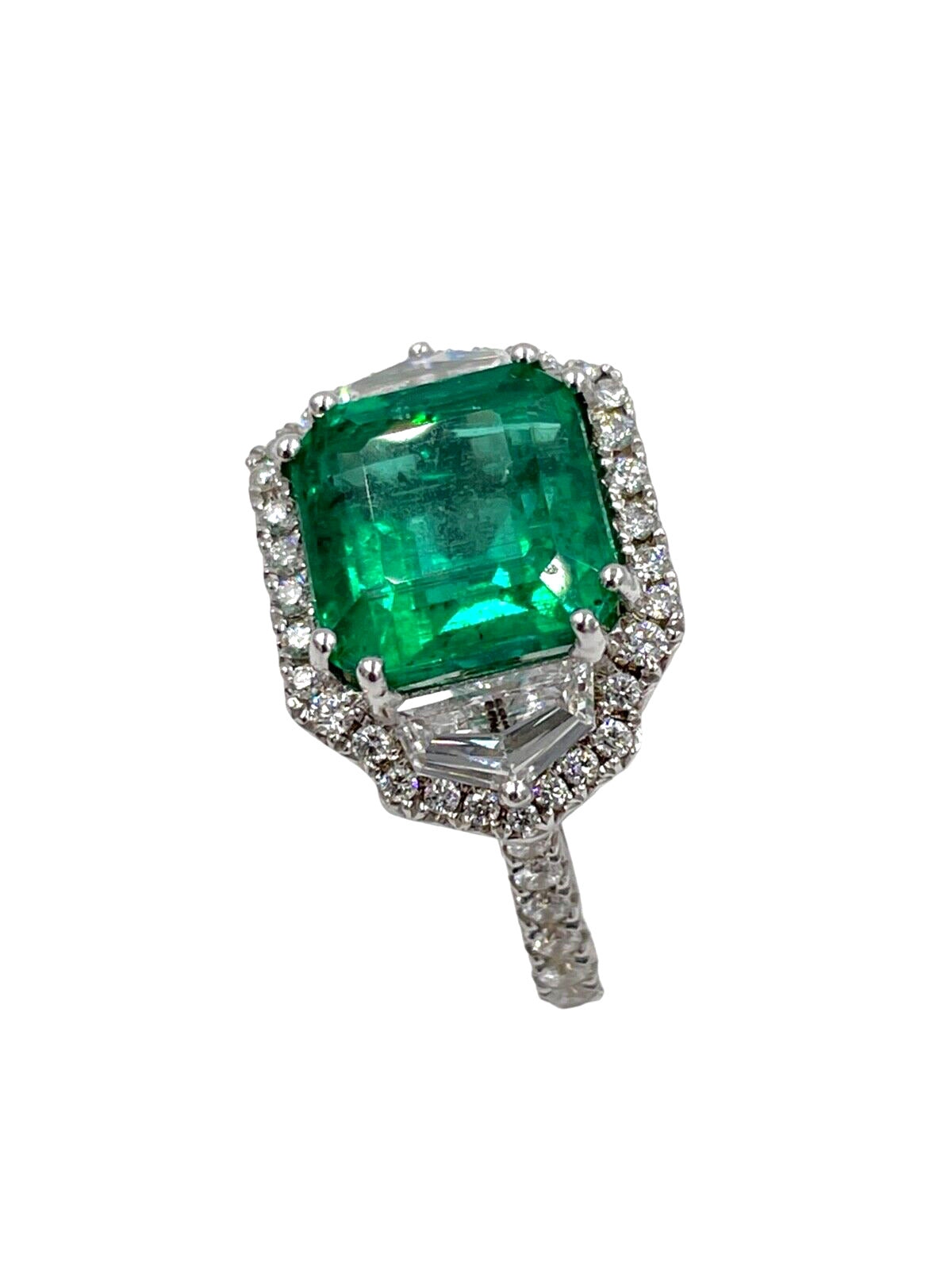 Estate 18k white gold GIA Colombian Emerald and diamond Cocktail ring