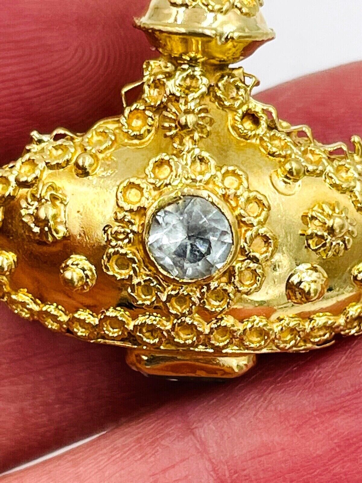 Vintage 18K Gold Genie bottle Charm Pendant with Aquamarine Gemstones