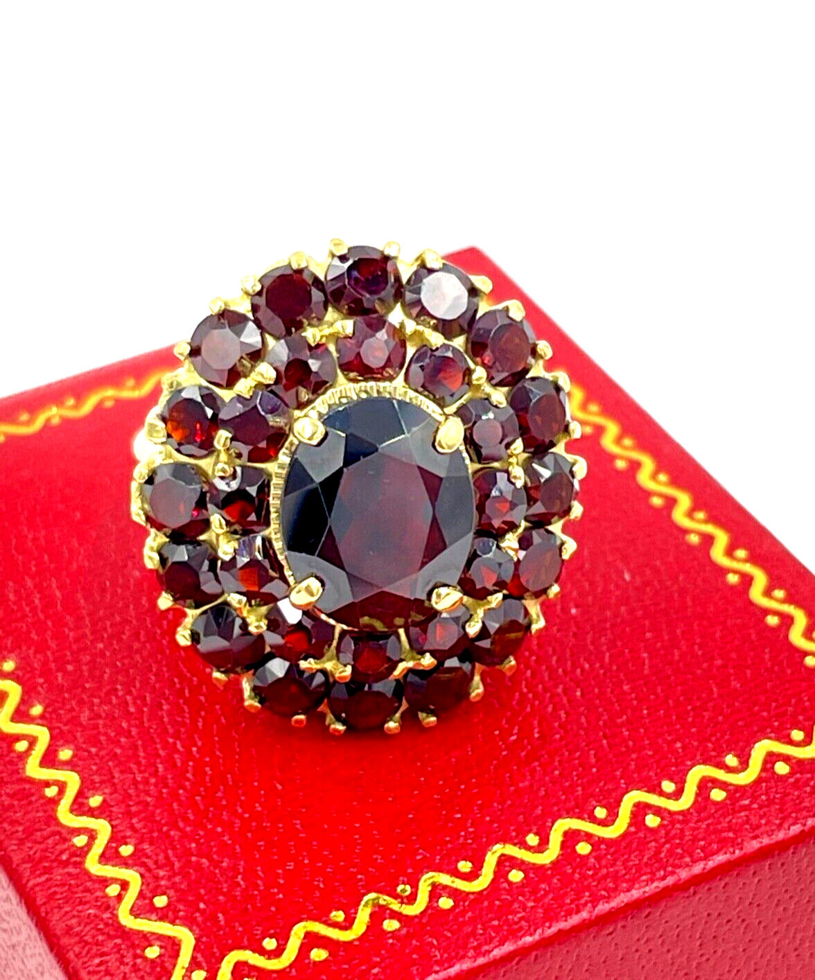 Estate 18k Yellow gold Garnet Cluster ring Mid Century Italy Cocktail Ring