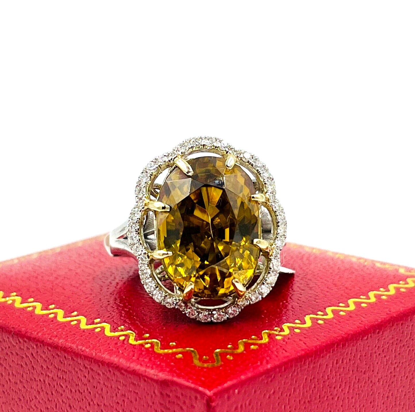 Stunning 12.4cts Natural Yellow Zircon diamond halo Cocktail ring White Gold