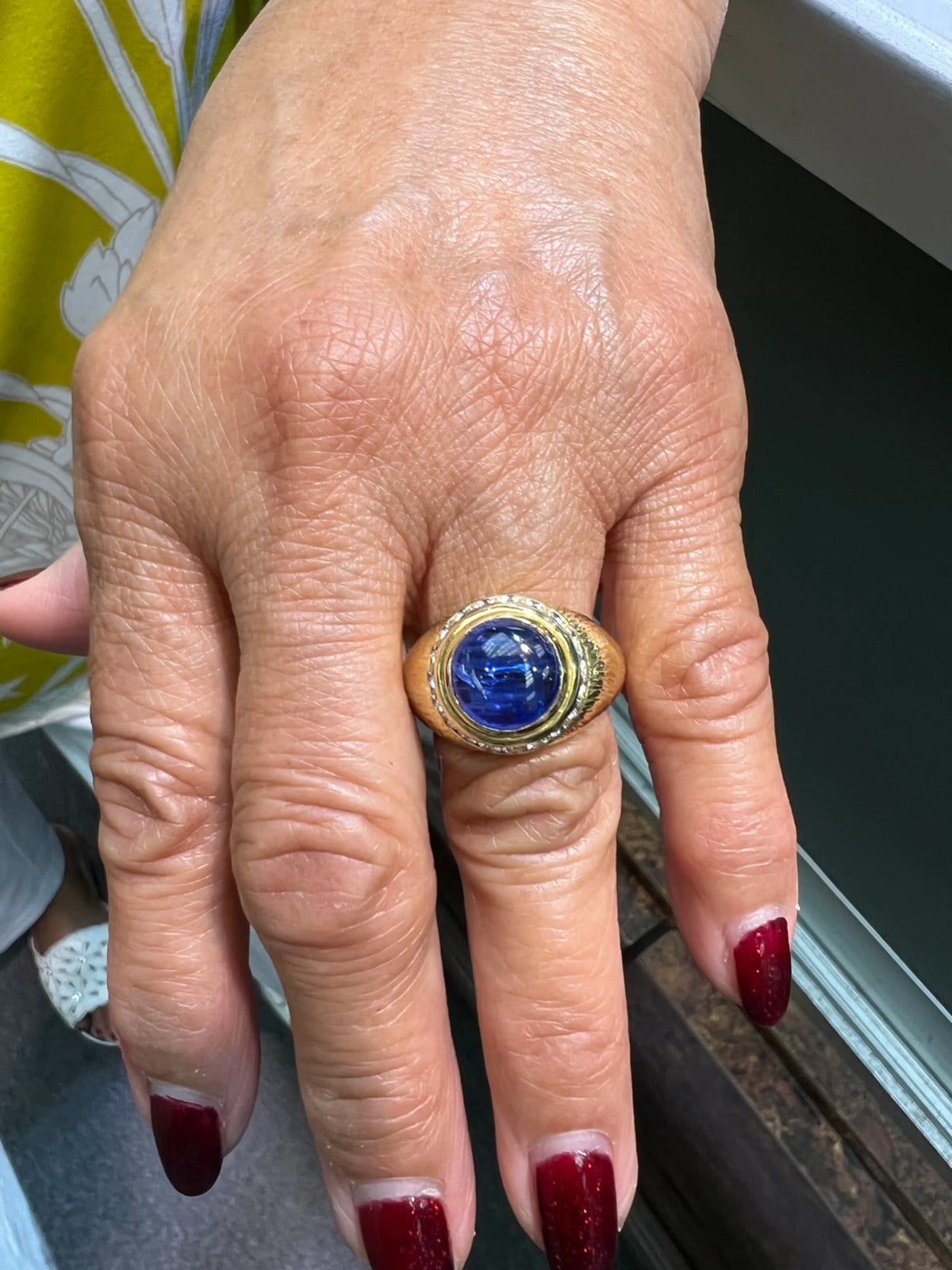 Hammerman Brothers Cabochon Sapphire Diamond Yellow Gold Ring 18K
