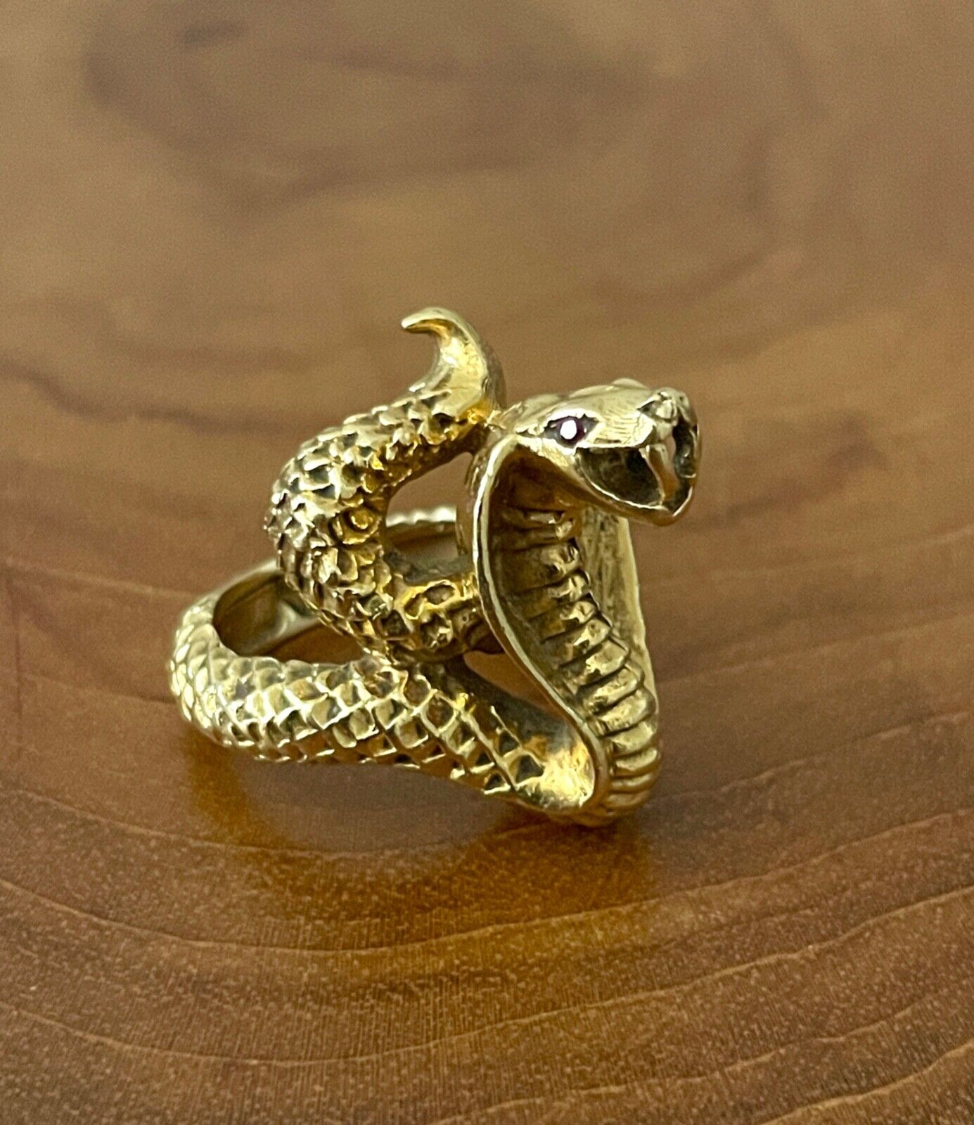 Estate 18k Yellow gold Cobra Snake Ring