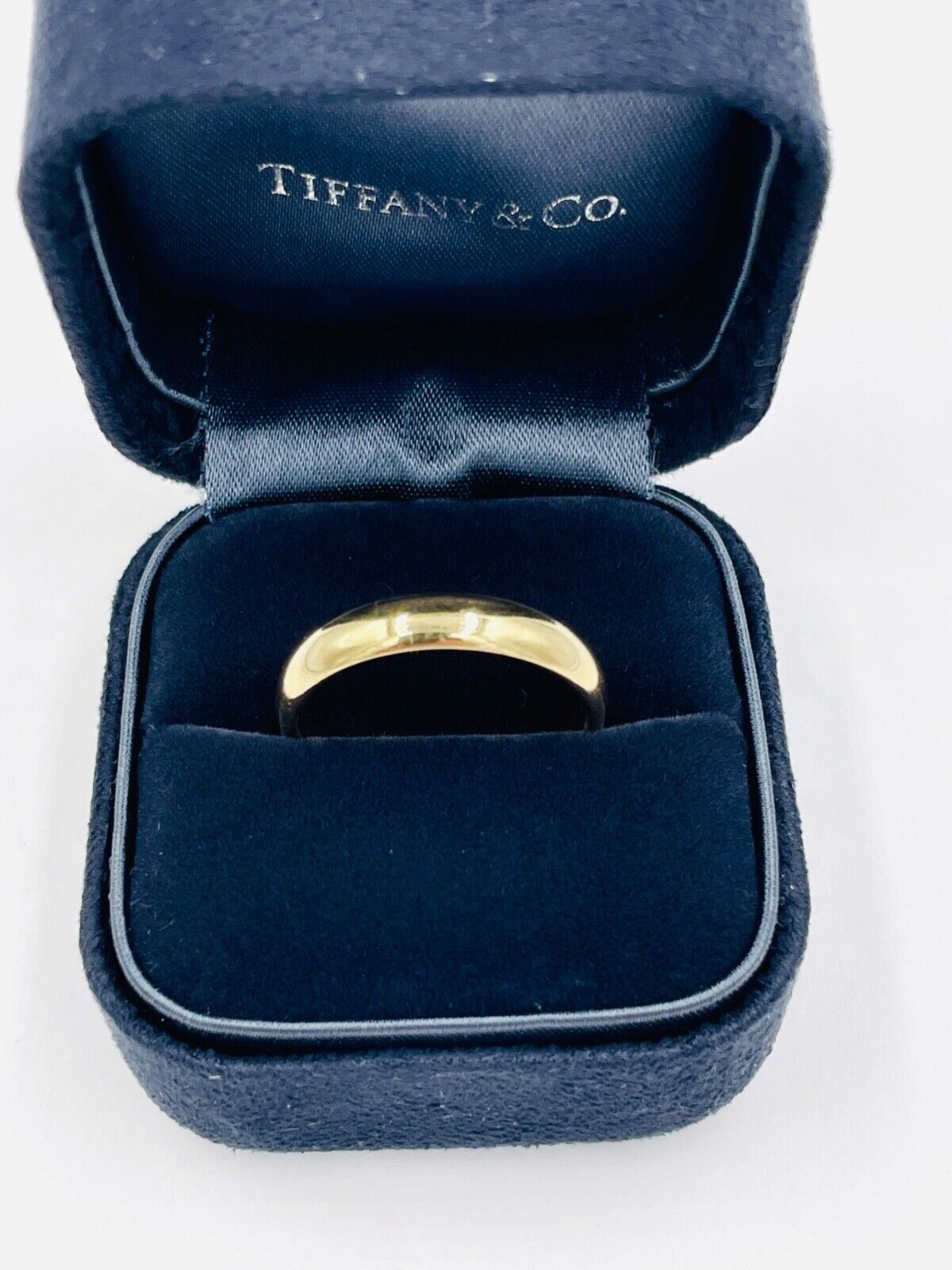 Vintage Tiffany & Co. 4.4mm 14k Yellow Gold Classic Wedding Band Ring