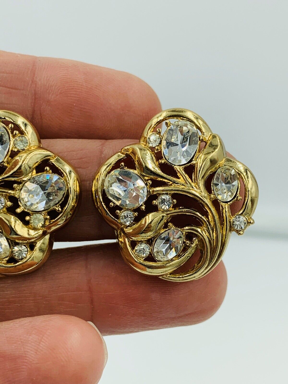 Crown Trifari Gold Toned Crystal Clip On Earrings