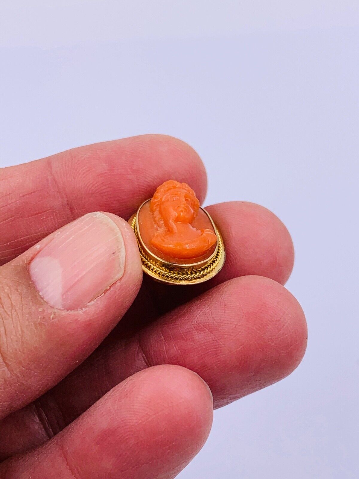 Antique 18Kyellow Gold Carved Coral Cameo Button Collar button