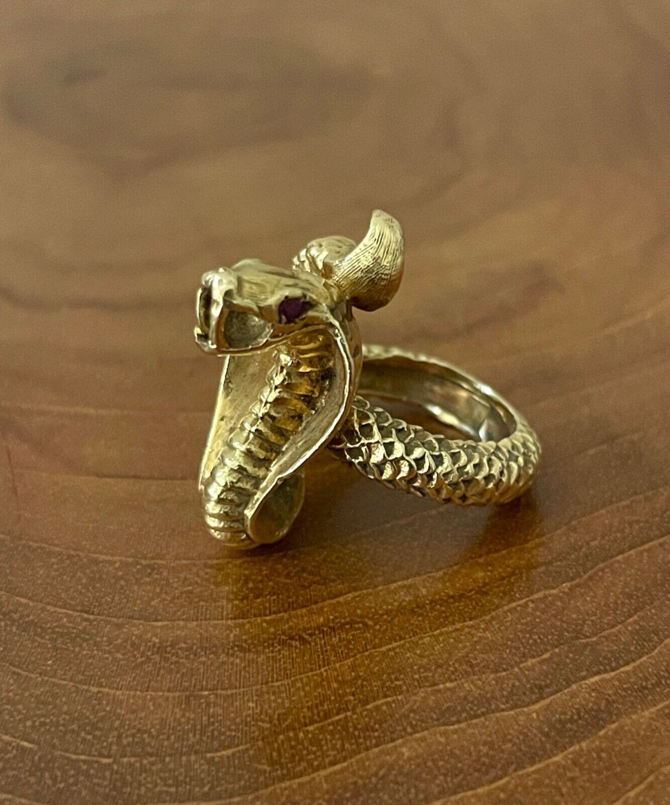 Estate 18k Yellow gold Cobra Snake Ring