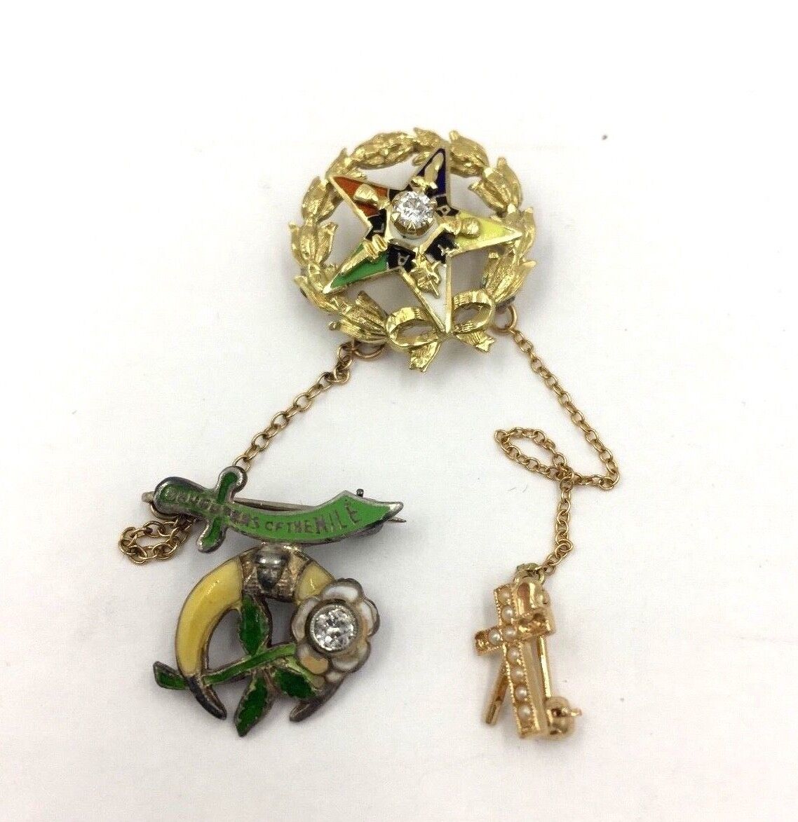 Vintage Masonic Eastern Star Enamel Diamond Pin in 14K Yellow Gold
