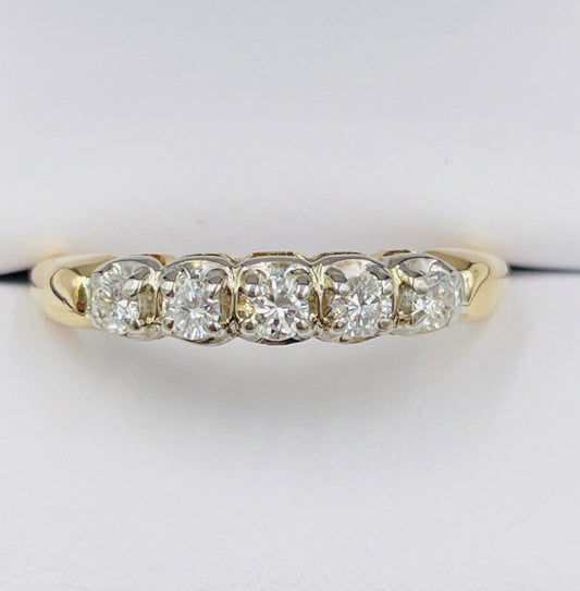Vintage 14K Yellow Gold .25cts VS-SI Diamond band ring 5 stone
