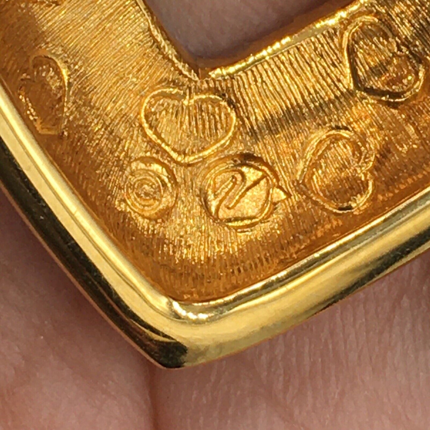 Signed Swan Swarovski Heart Clear Crystal Brooch Pin