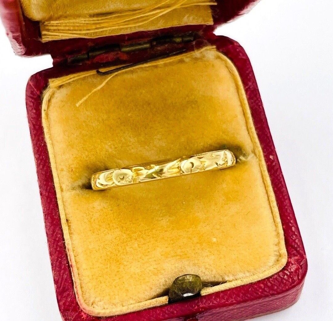 Antique Bowden 18K yellow Gold Art Nouveau Band Ring 7sz flower 2.5mm band
