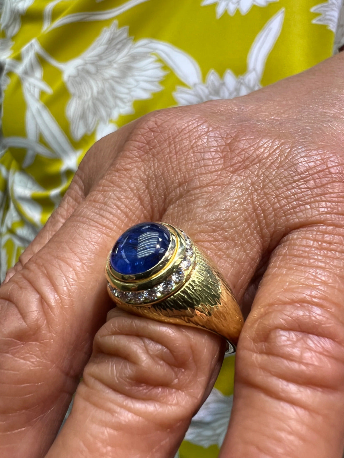 Hammerman Brothers Cabochon Sapphire Diamond Yellow Gold Ring 18K