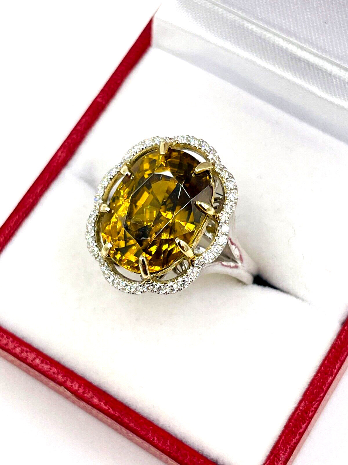 Stunning 12.4cts Natural Yellow Zircon diamond halo Cocktail ring White Gold