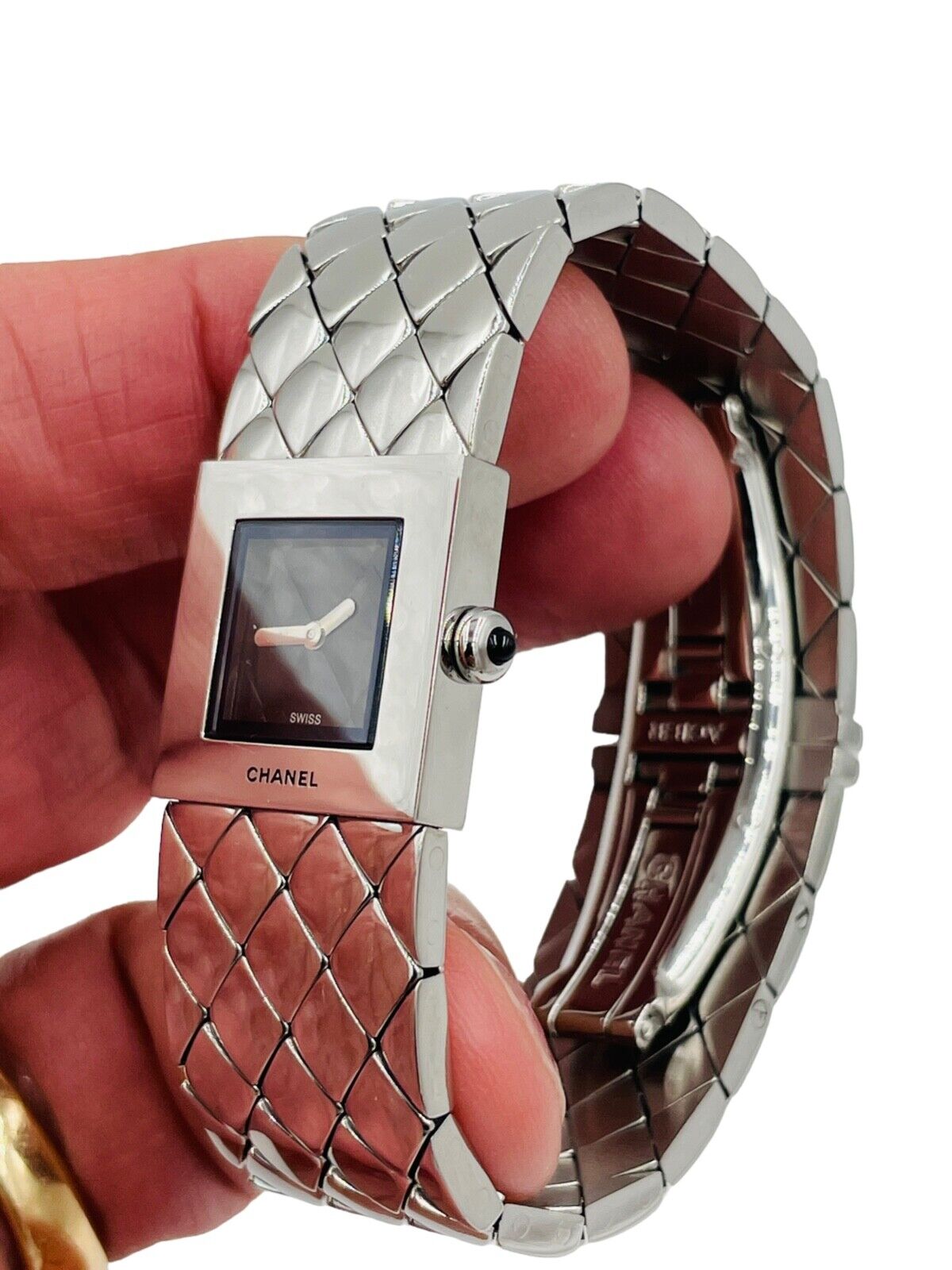 Chanel Matelasse Ladies Quartz Wristwatch Watch Stainless Steel Black Quilt