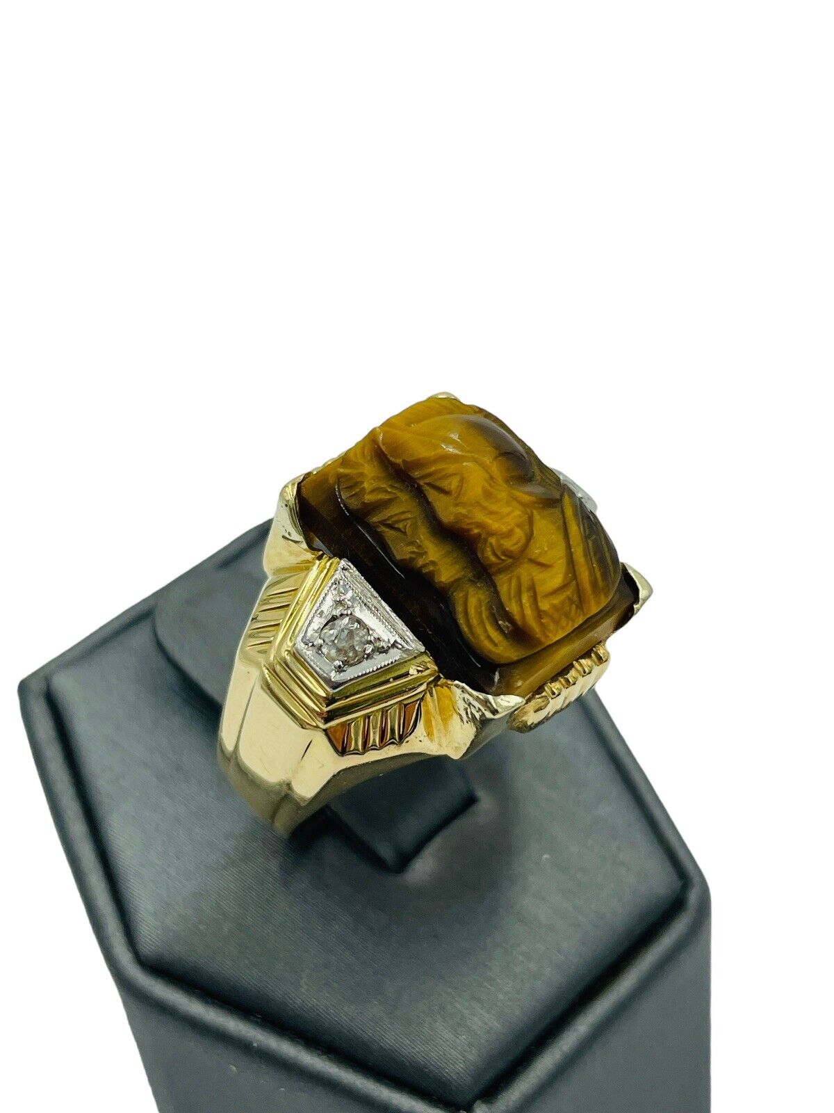 Vintage 18k Yellow Gold Tigers Eye Men's Ring Roman soldier