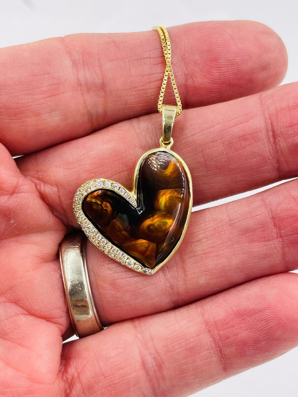 14k Pave Diamond Fire Agate Heart Pendant Necklace 18"