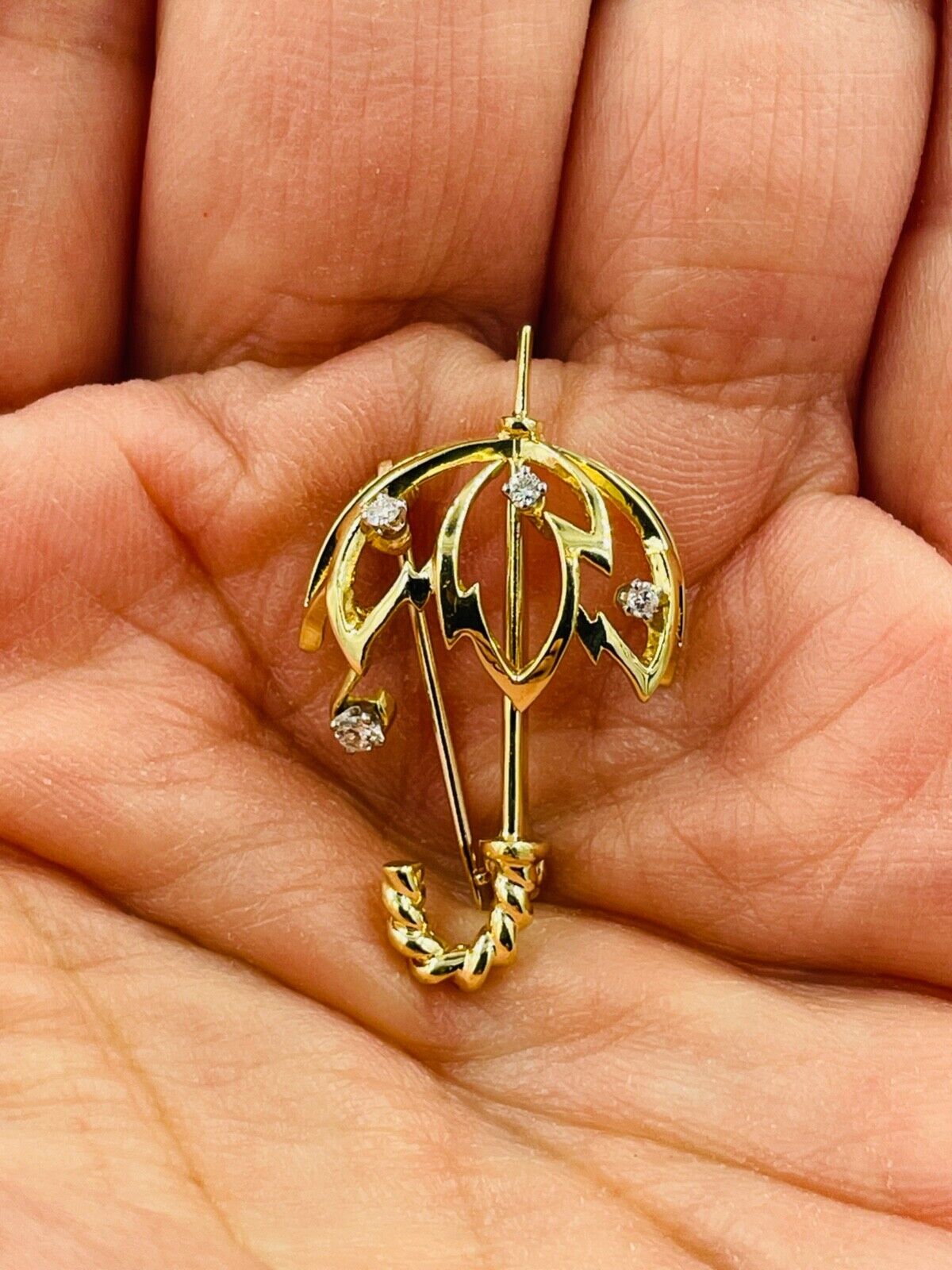 Vintage Kurt Wayne Umbrella Diamond Brooch Pin 18K Yellow Gold