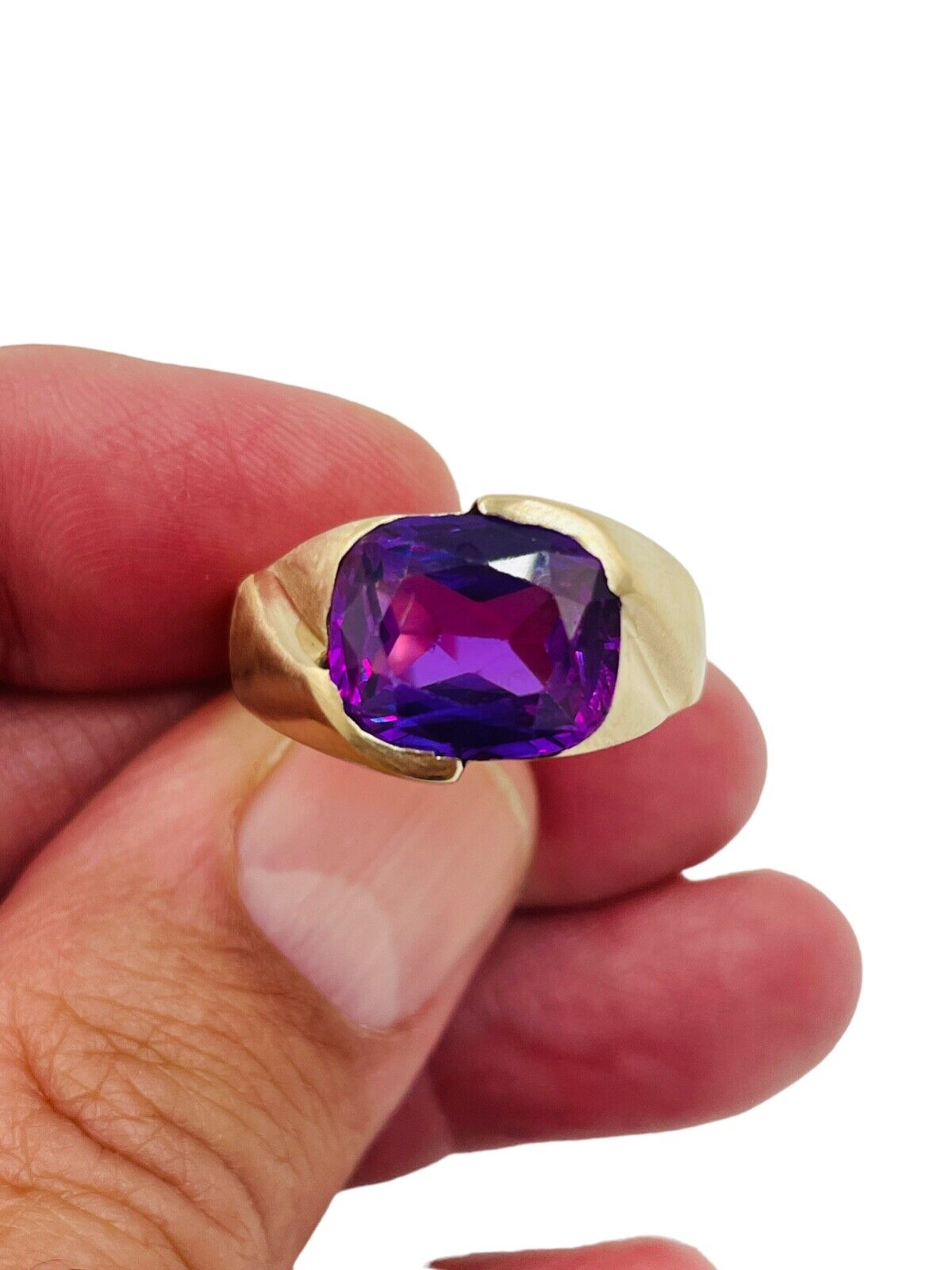 Vintage 14k Yellow Gold Synthetic Alexandrite Men's Ring