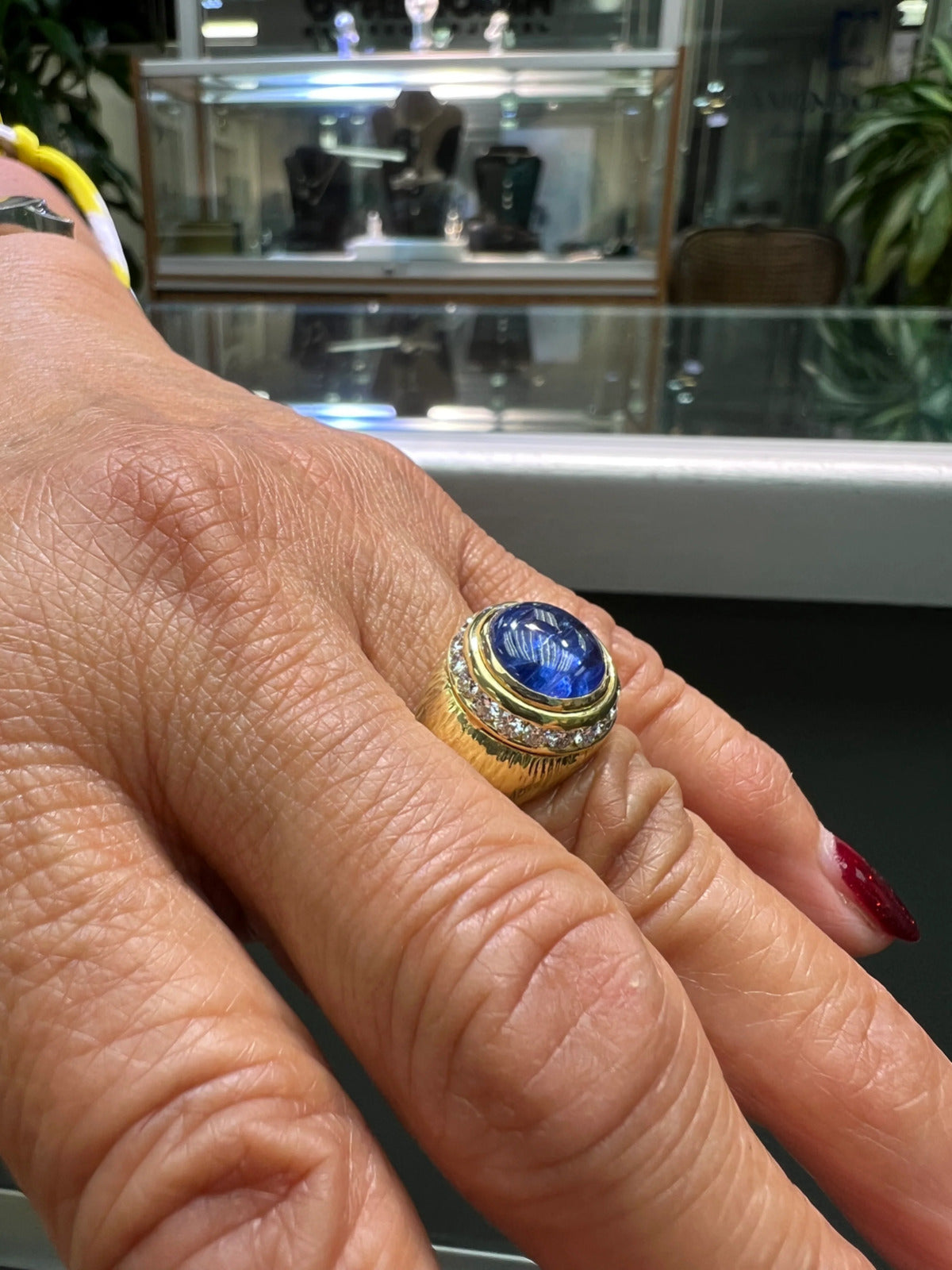 Hammerman Brothers Cabochon Sapphire Diamond Yellow Gold Ring 18K