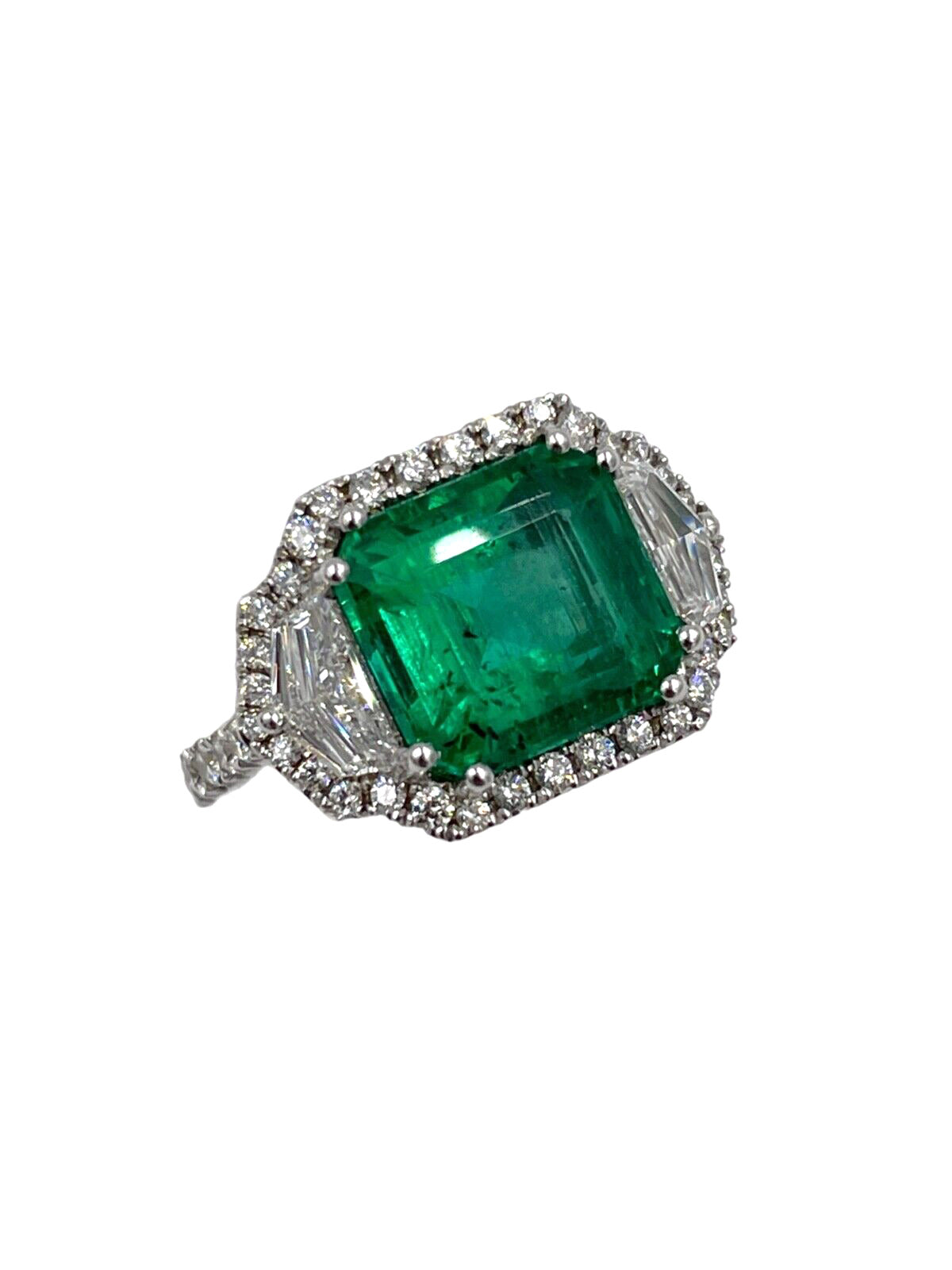 Estate 18k white gold GIA Colombian Emerald and diamond Cocktail ring