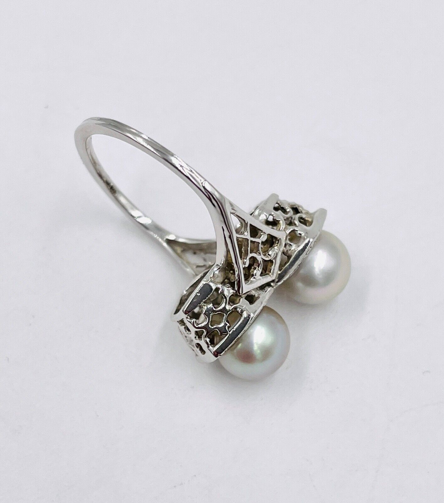 Vintage 14K White Gold Filigree double Pearl Ring Art Deco