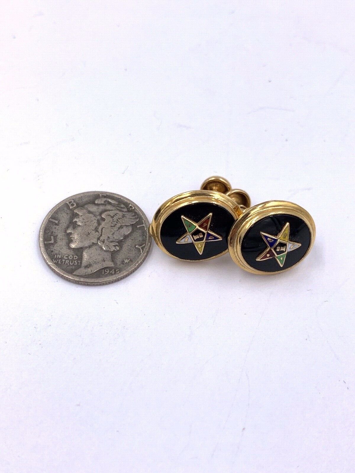 Vintage 10k Gold Eastern Star Enamel screw back Earrings BDA