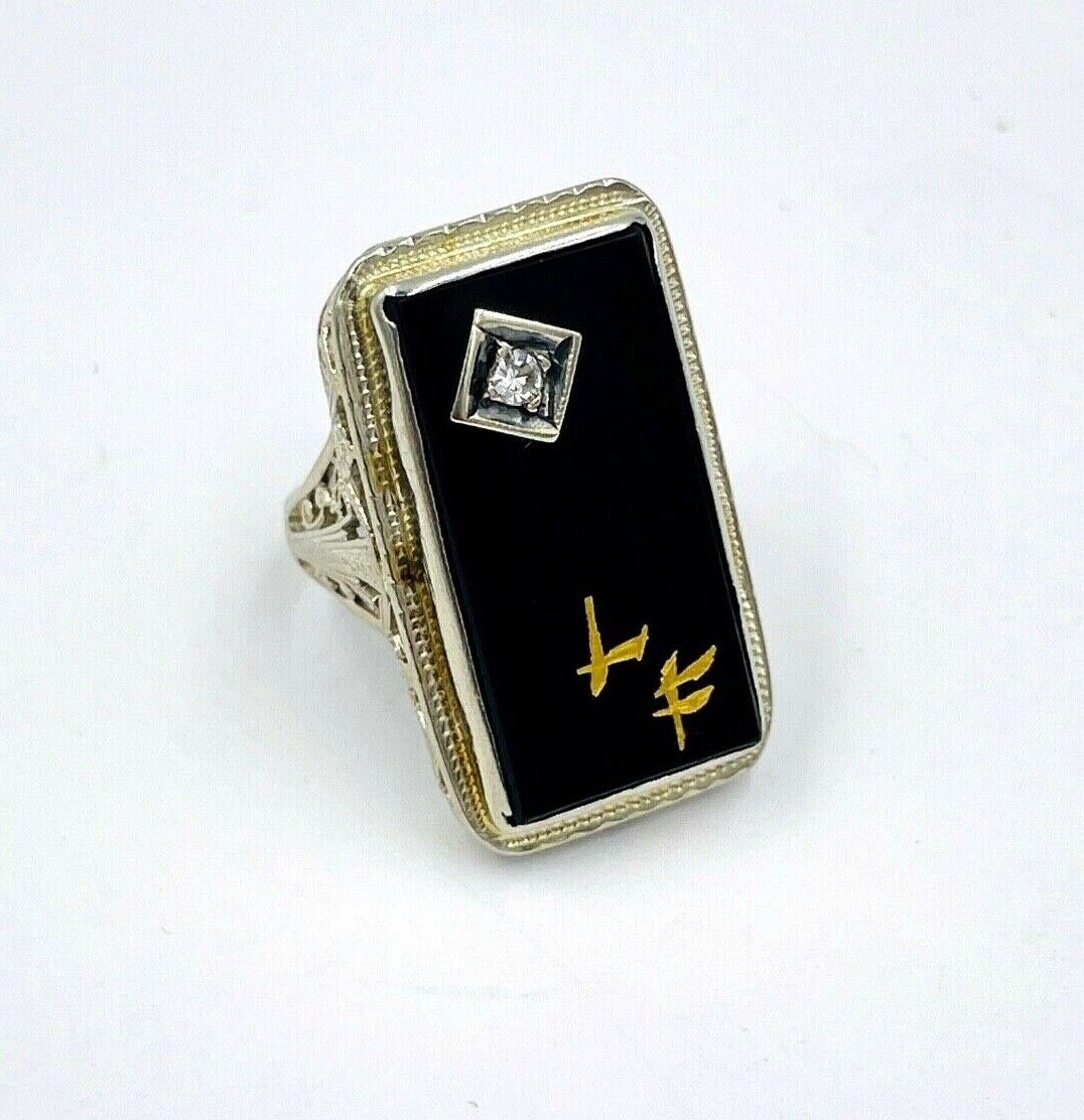 Art Deco 14K White Gold Filigree Diamond Onyx Ring size 3