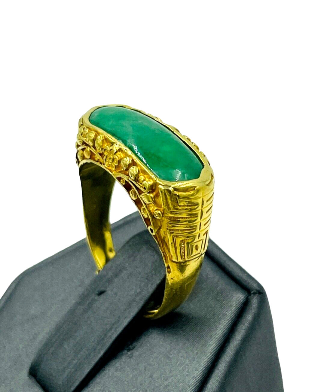Men's Antique Yellow Gold Jade Solitaire Ring 22k Saddle East-West