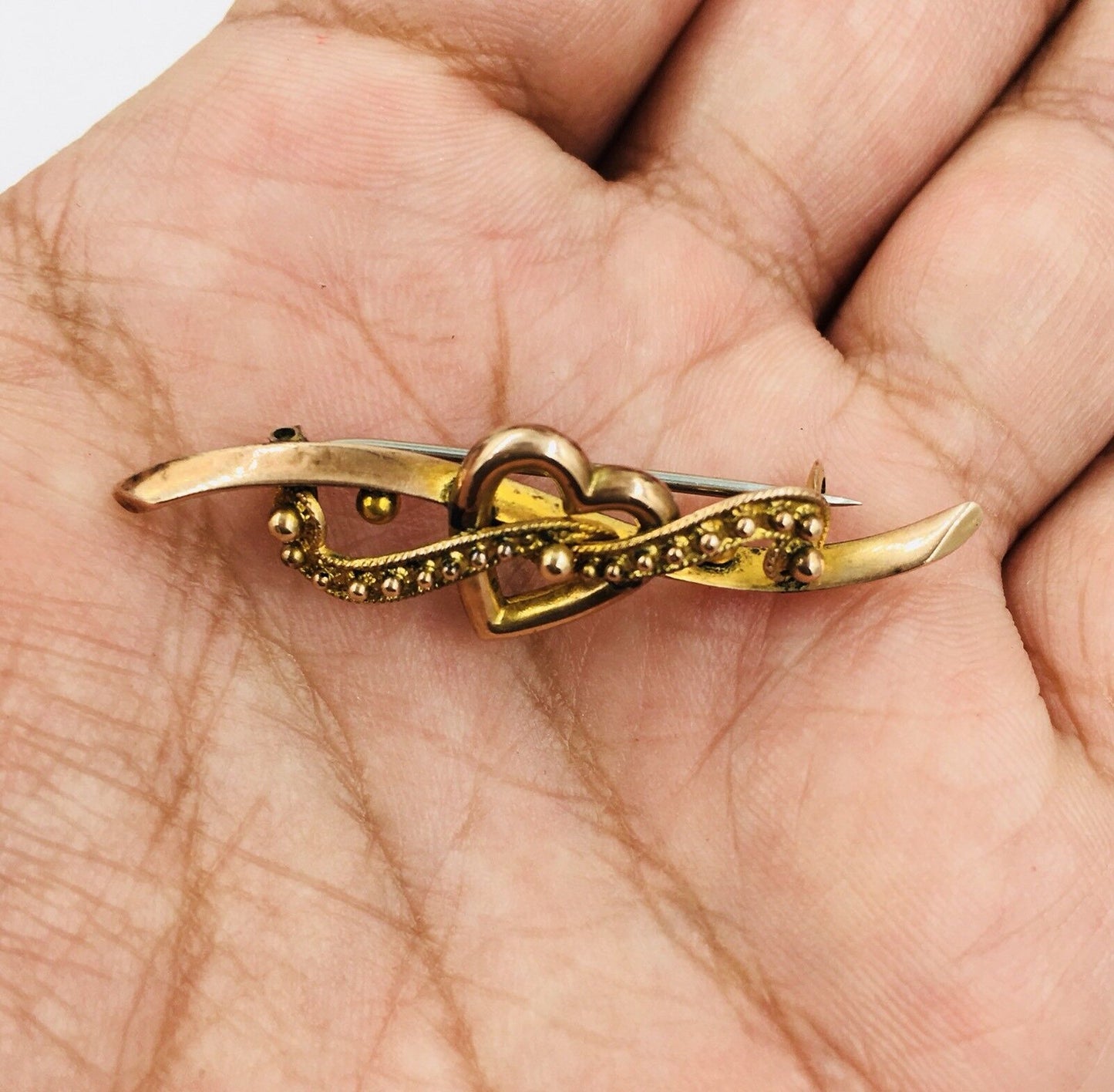 Victorian Sweetheart 9K Yellow gold Brooch Pin