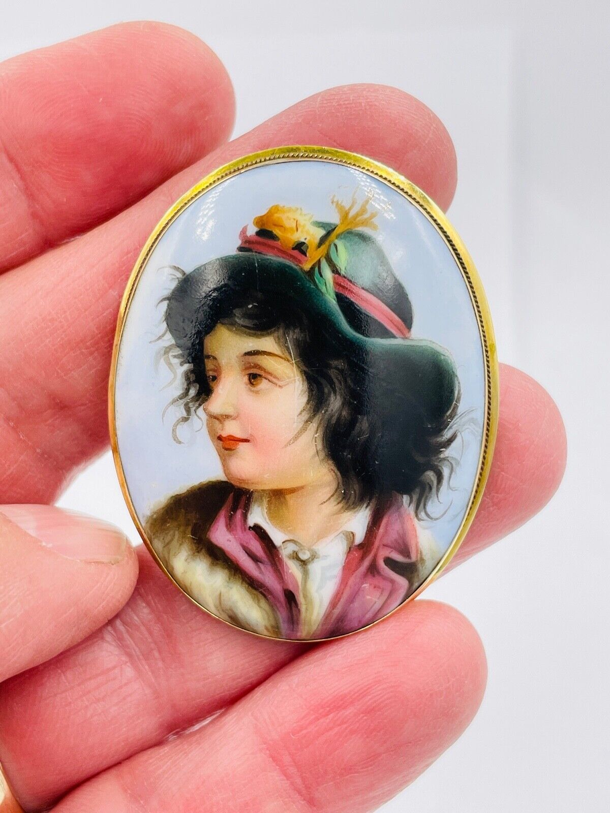 Antique Vintage 18k Yellow Gold Painted Porcelain Oval Pendant Pin Brooch