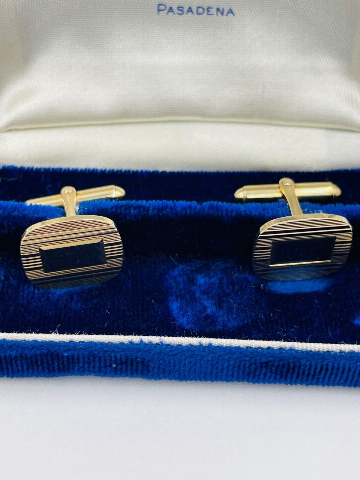 Larter and Son's 10k Yellow gold Cufflinks with box Mid-Century