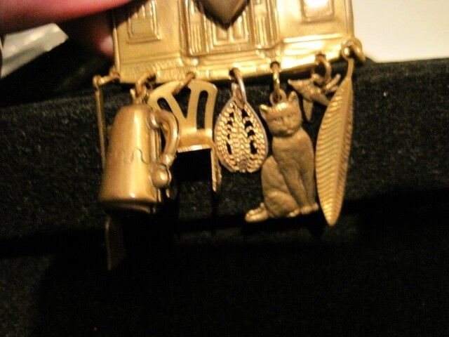 Jan Michaels San francisco House Charm Brooch pin