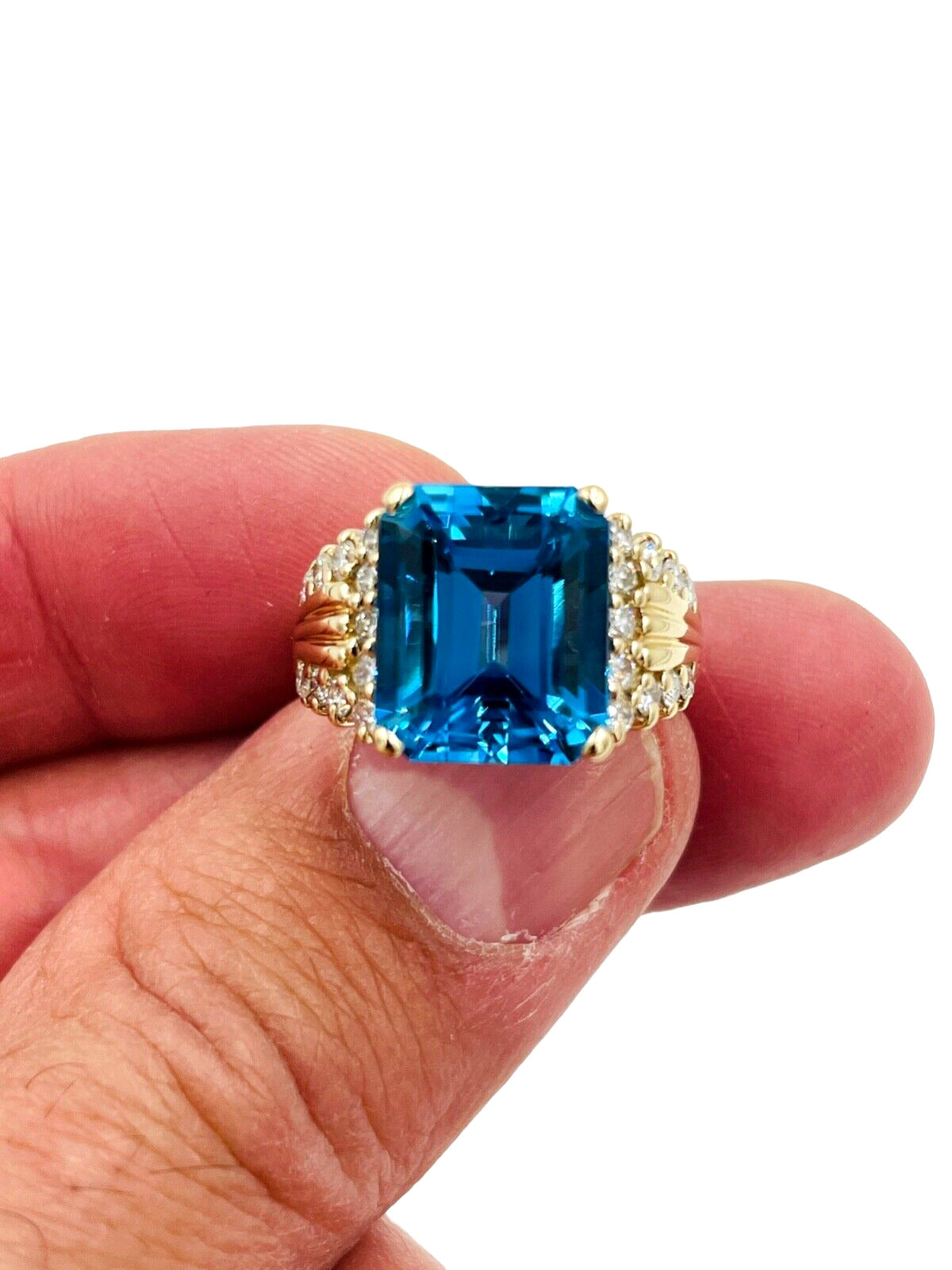 14K Yellow Gold London Blue Topaz Diamond Cocktail Ring Size 6