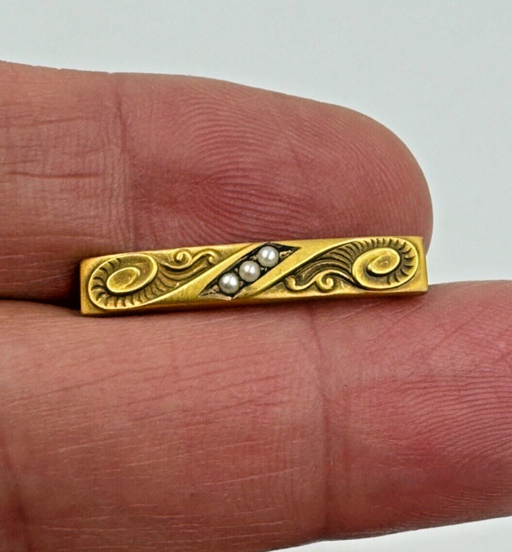 ANTIQUE 10K YELLOW GOLD LINGERIE PIN, .8 GRAMS SIGNED