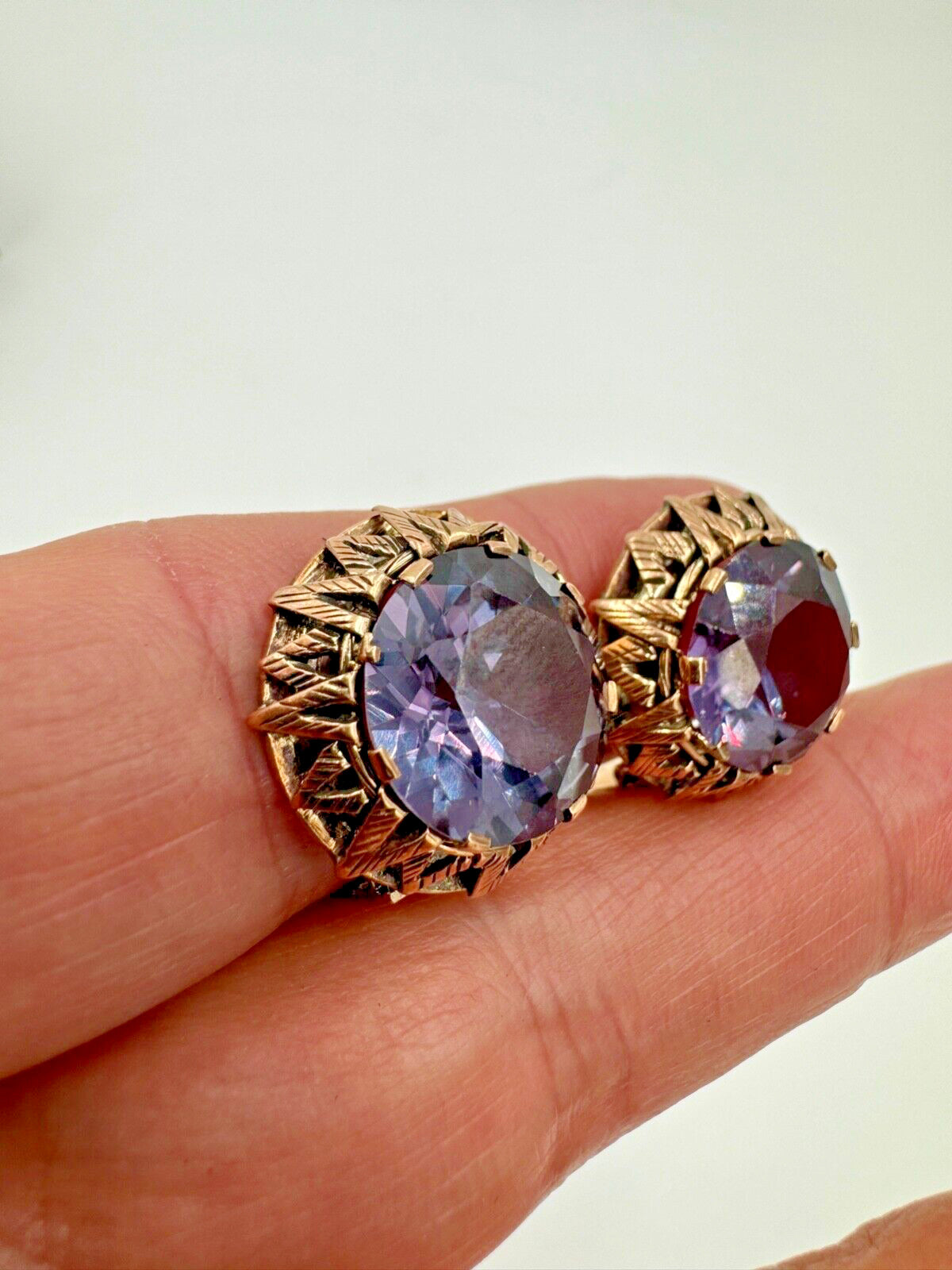 Vintage 9k  ct Gold Synthetic Change Sapphire Clip on Earrings Rose Gold