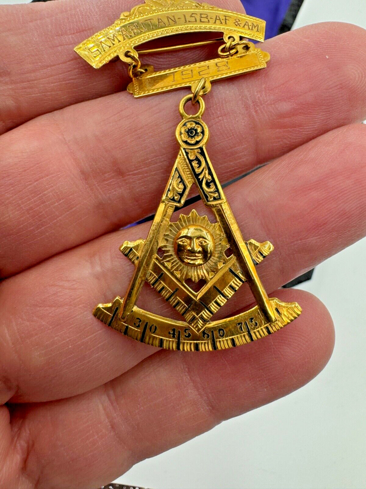 1928 Masonic Samaritan Lodge 15B- AF&AM 10k Gold Freemason Symbol Medal