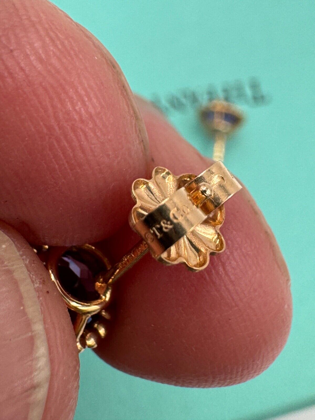 TIFFANY & Co. - 18K YELLOW GOLD AMETHYST SPARKLER STUD EARRINGS RARE PIECE!