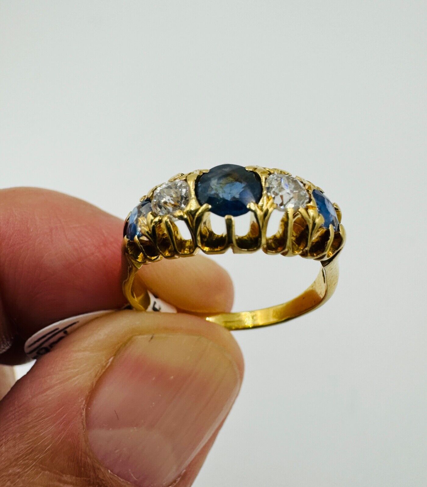 Estate Yellow Gold diamond Sapphire Ring 5 Stone