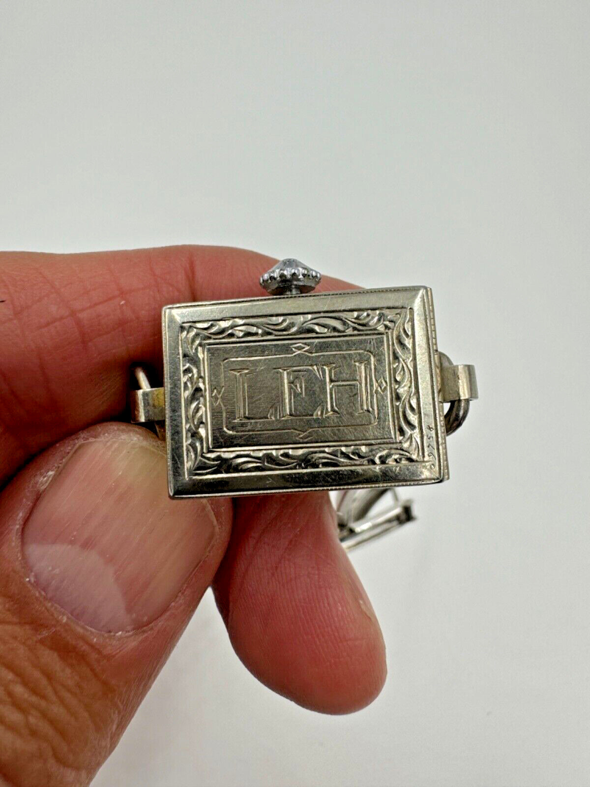 URCO Art Deco 18K White Gold Diamond case Watch Running