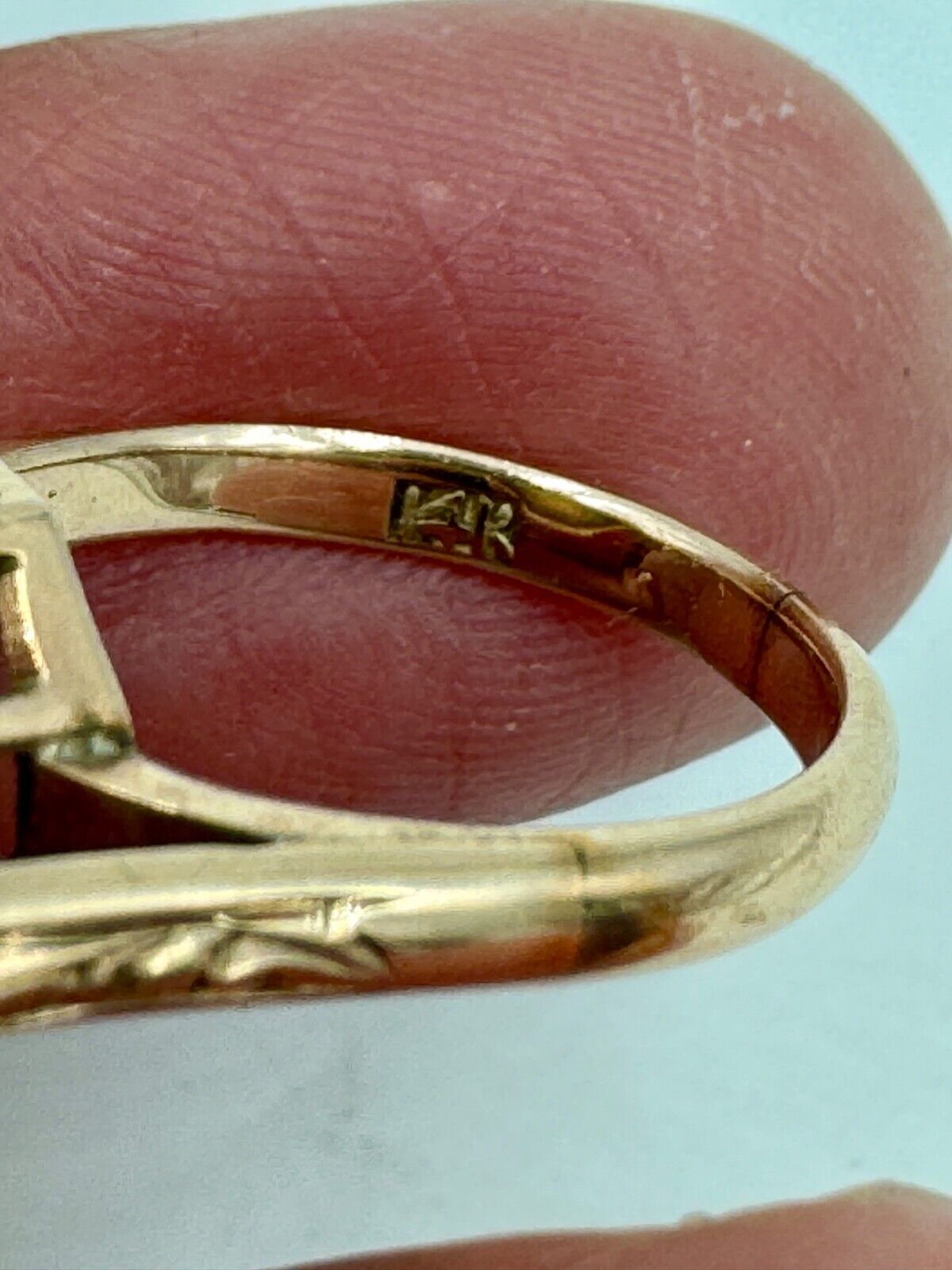 Antique 14K Rose Gold Carnelian Sphere Ring