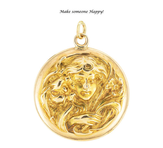 Art Nouveau Flowing Hair Yellow Gold Locket