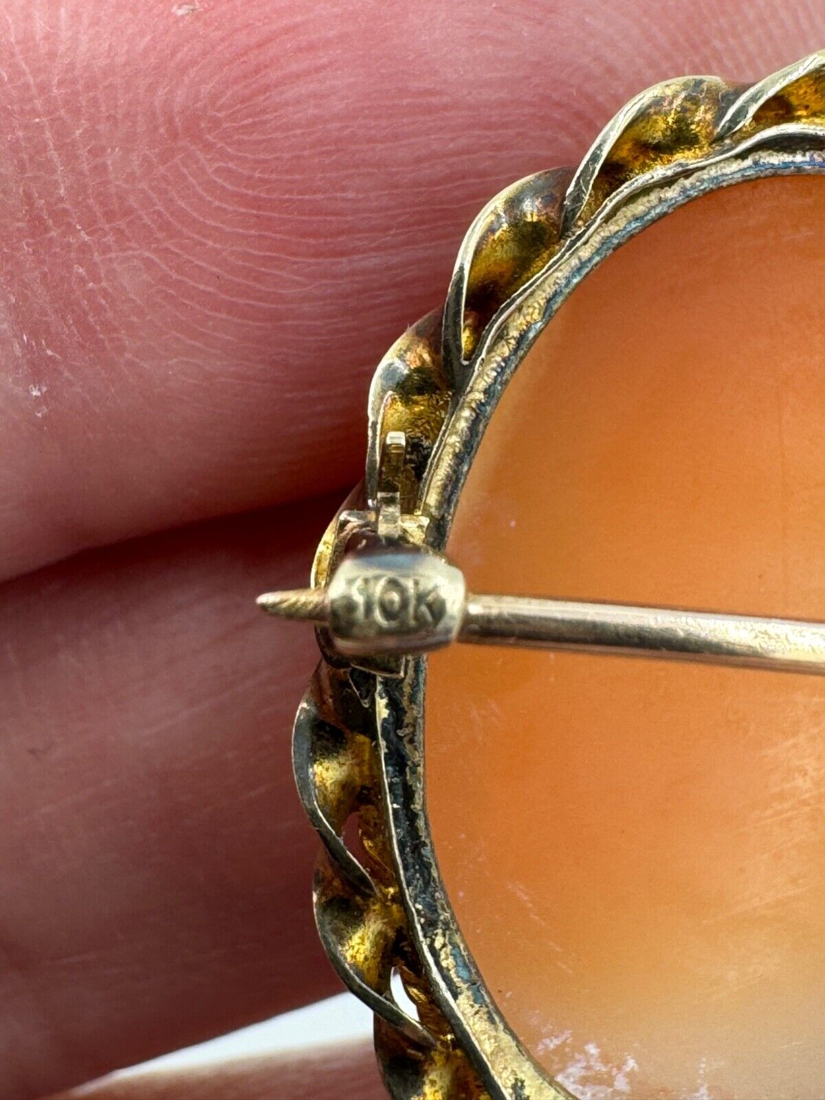 10k Yellow Gold Cameo Pin Brooch 1940's