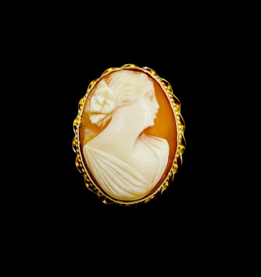 10k Yellow Gold Cameo Pin Brooch 1940's