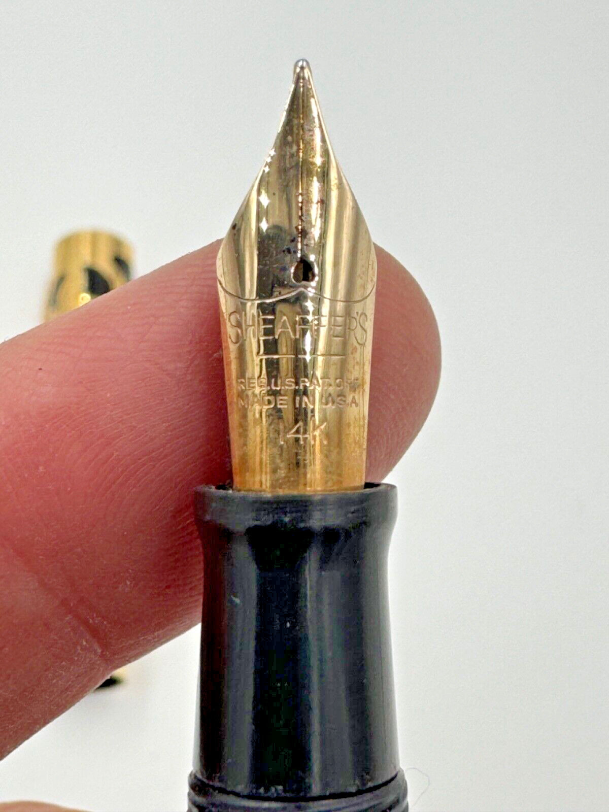 Vintage Sheaffer Nostalgia Solid 14k Gold Overlay Fountain Pen - Circa 1970