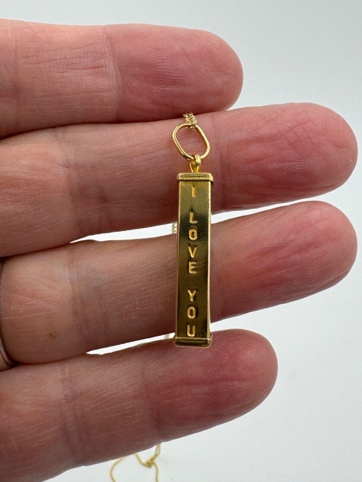 14k yellow gold  Totem Bar I love You Pendant Multi Language