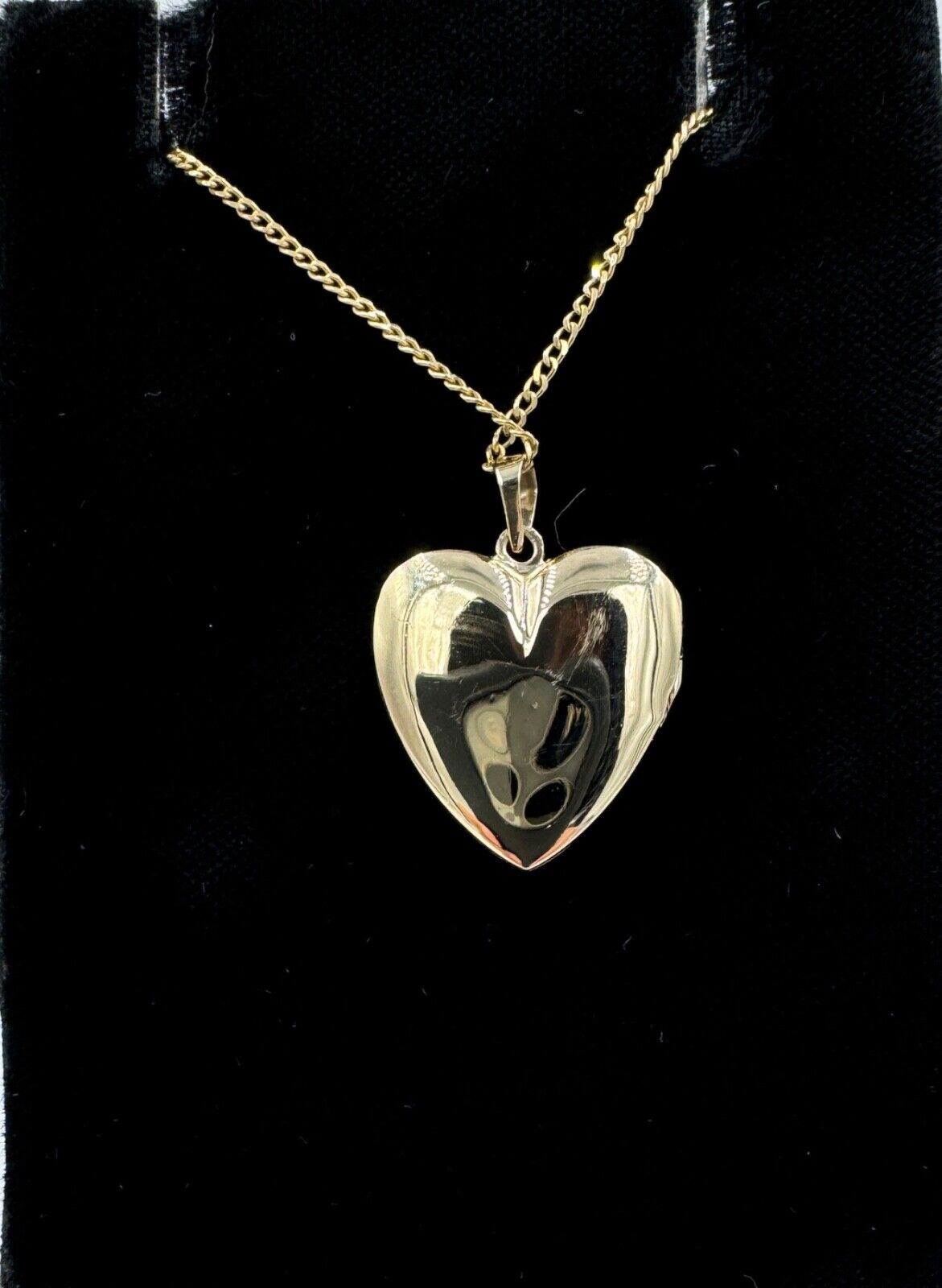 Vintage 14k Yellow Gold Heart Locket Pendant