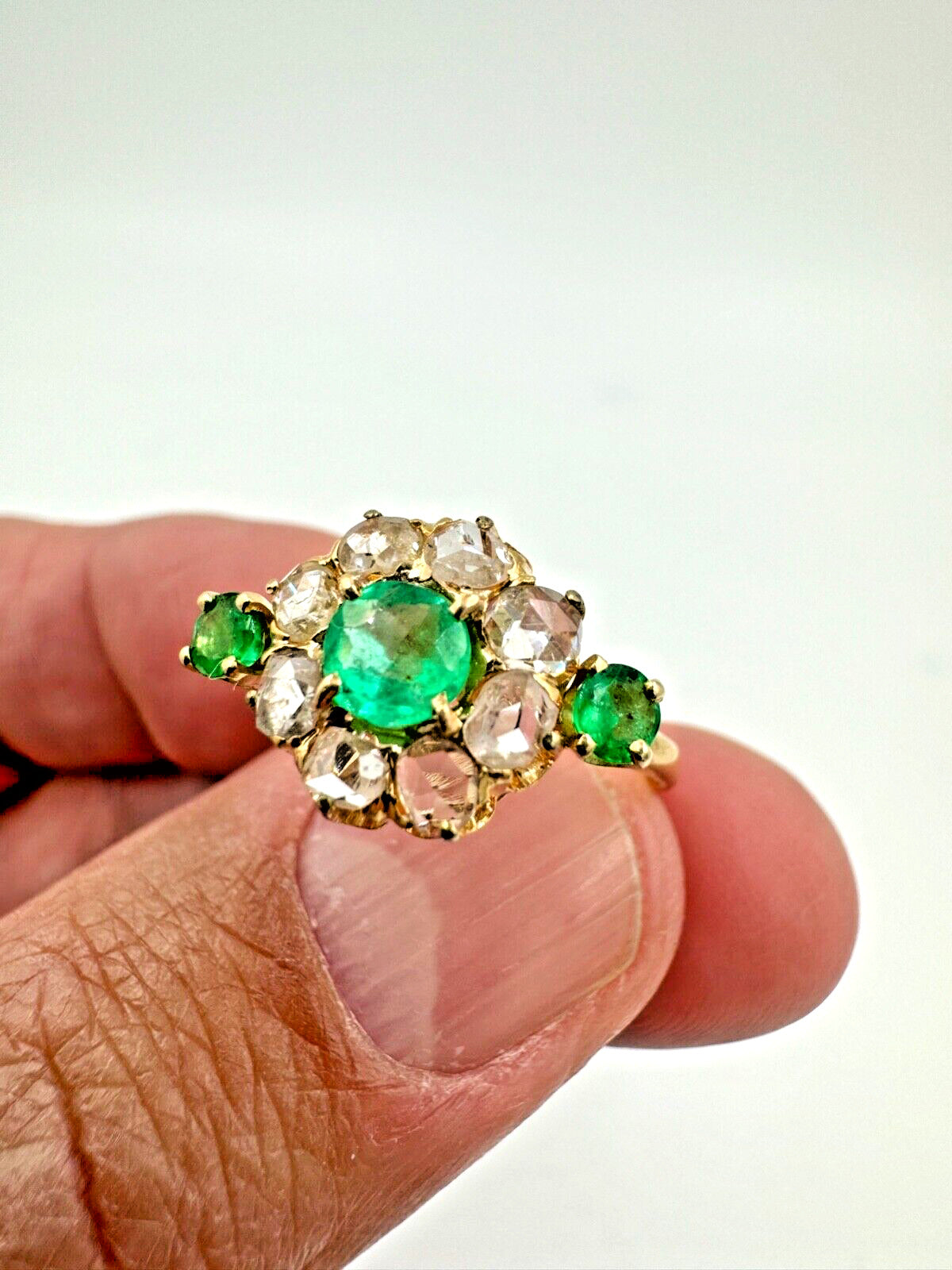 Antique 14K Yellow Gold Emerald and Rose Cut Diamond Ring