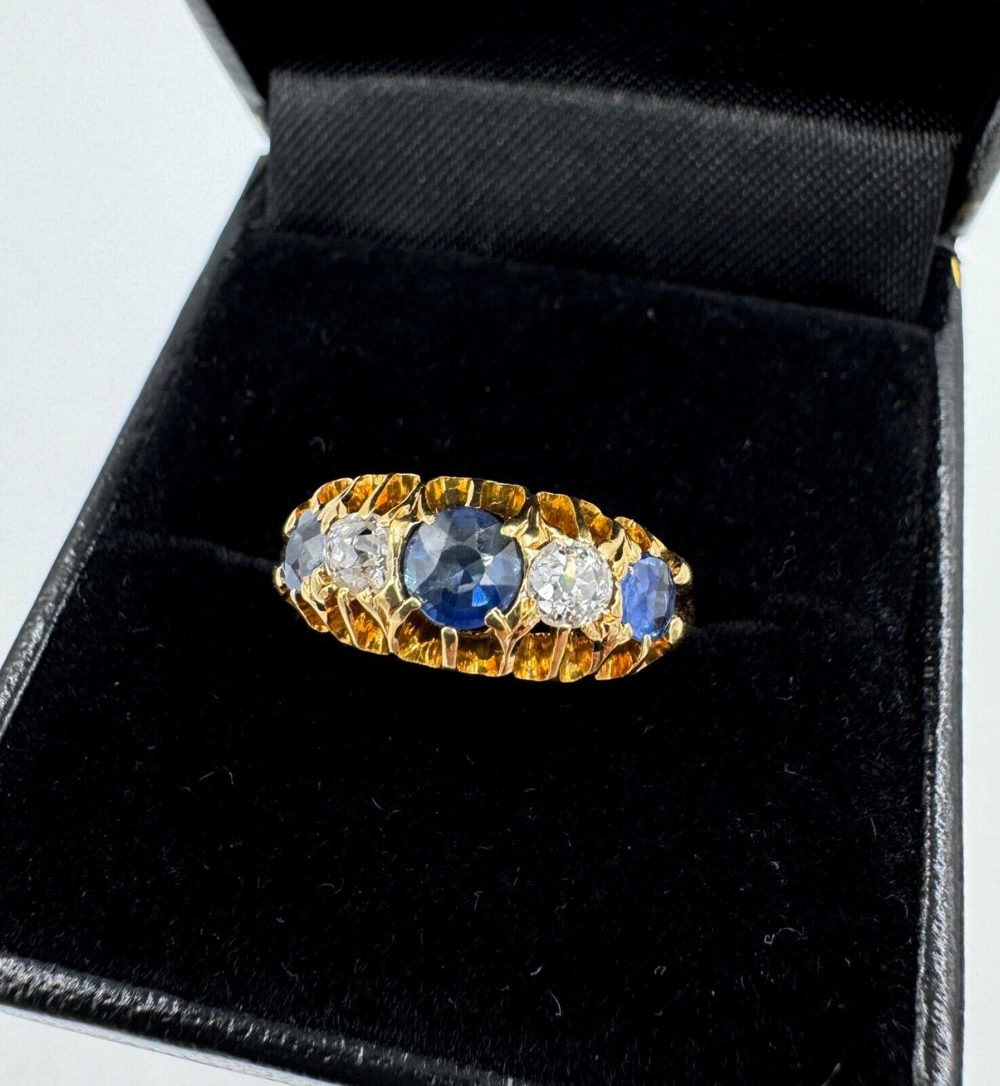 Estate Yellow Gold diamond Sapphire Ring 5 Stone