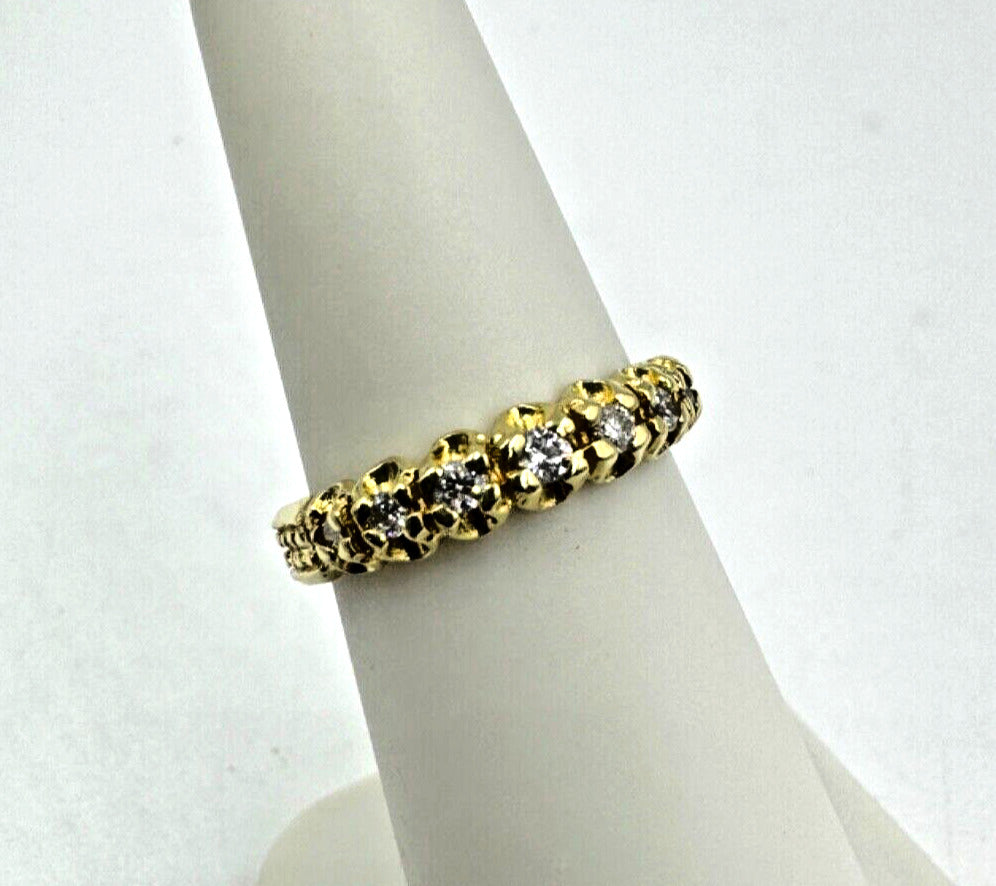 Vintage 18K Yellow Gold Diamond band ring 7 stone